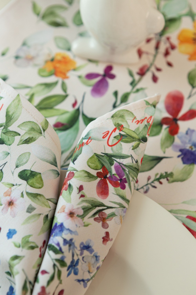 САЛФЕТКА ДЛЯ СЕРВИРОВКИ СТОЛА 45×45  арт: 9.2247 B1