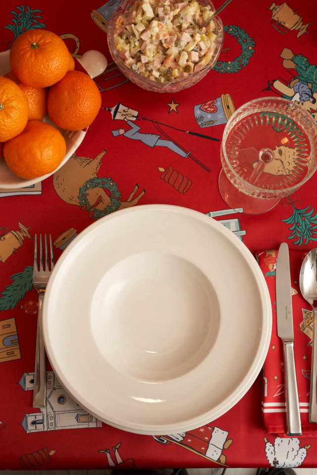 Скатерть новогодняя 250*150    арт: 9.2256 A1